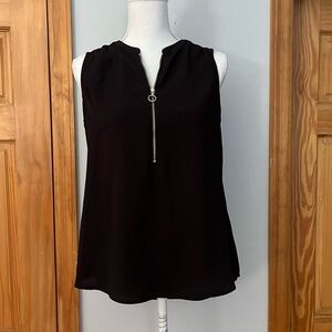Fun Apt 9 black zip up tank top size Medium.
